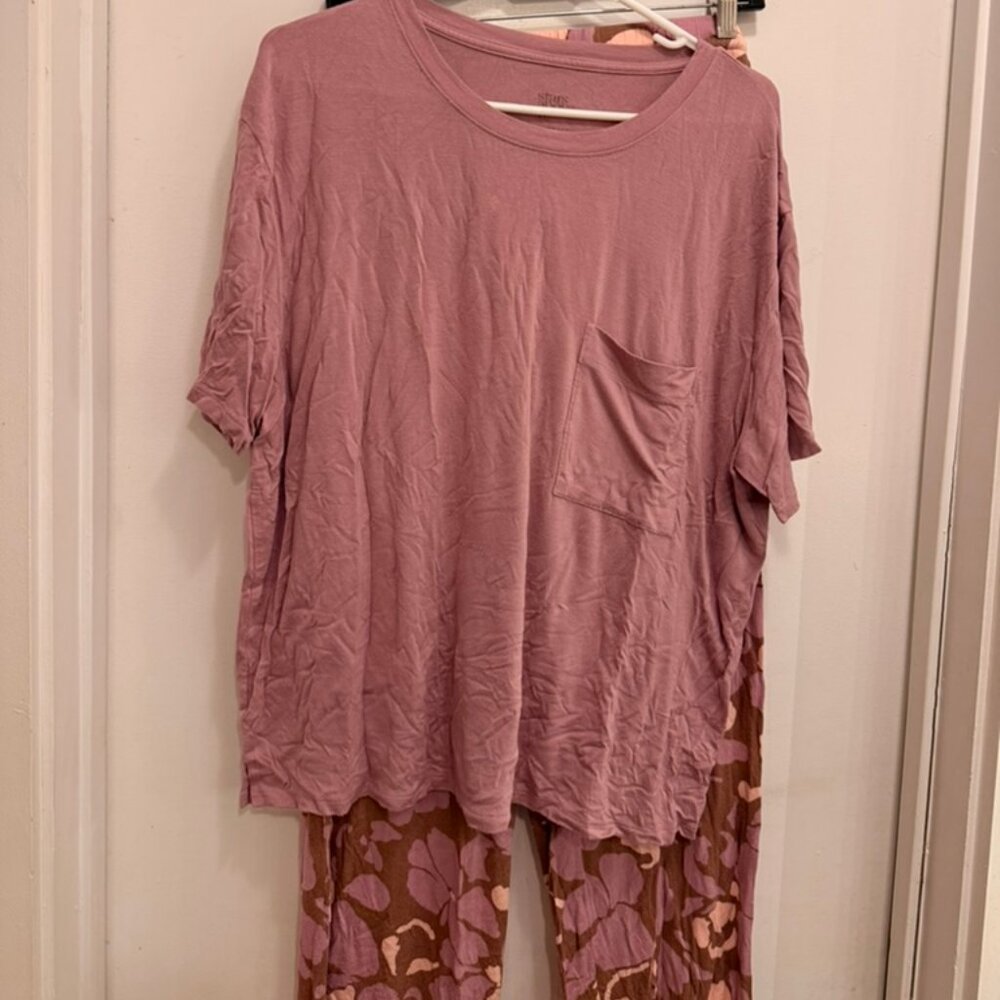 stars and above purple patterned matching pajama set